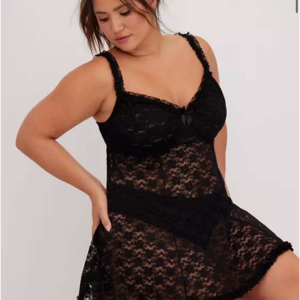 Elegant Black Lace Babydoll